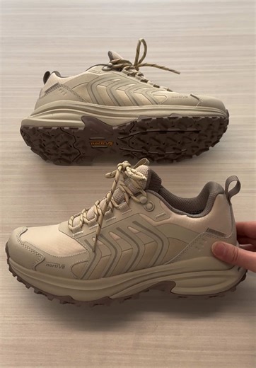 Discover the DualStride Armadillo FieldLite Hiking Boots