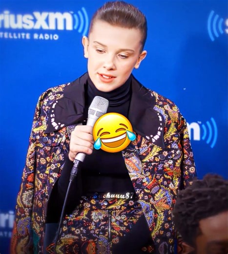 Millie Obsession With Hair 😂 #strangerthings #edit #shorts