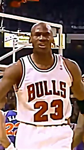 👊Larry Bird just ended the GOAT debate with pure wisdom! ✅Instead of arguing, let’s appreciate greatness while we can see it. 🧐Who’s your favorite player to watch RIGHT NOW and why? 👇Drop your take below! | Larry Legend