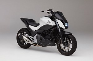 Honda Demonstrates Award Winning Self Balancing Motorcycle in Video