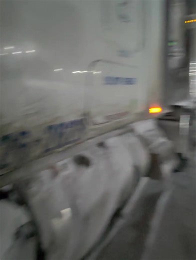 Walmart Ice Queens: Thelma and Louise Alaska Edition