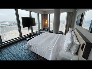 Grand Hyatt SFO - Runway View Corner Suite (4K)