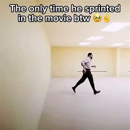 The only time he sprinted btw 😭 #backrooms #backroomsmovie