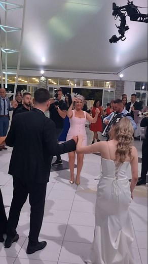 "Makedonsko devojce" #macedonian #wedding | Tatjana Lazarevska Official