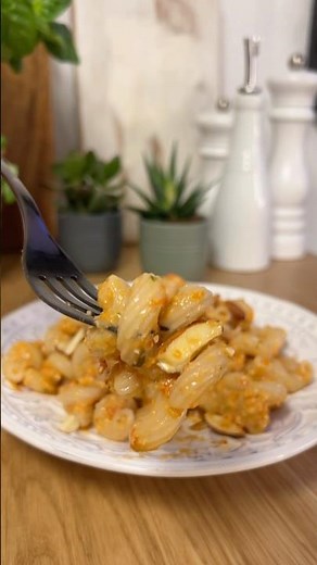 BELL PEPPER AND TOFU PASTA