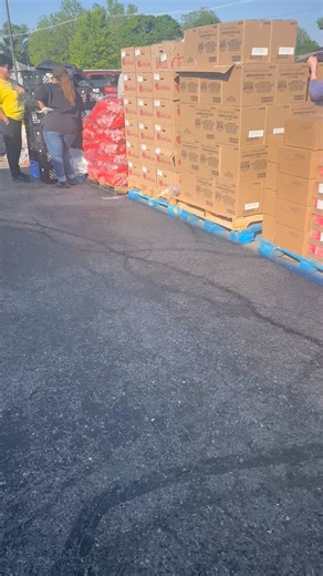 1.8K views | Good morning, Capital City! We are here at Union Missionary Baptist Church located at 500 S. Martin Luther King, setting up for the City of Lansing in partnership with the Greater Lansing Food Bank for the Mobile Food Distribution. Registration is going on now distribution will be from 9am until 11am or until the food runs out. If you or anybody you know is in need of food, please send them this way! | City of Lansing, Michigan - Government | Facebook