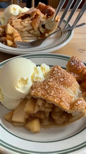 3.2K views · 41 reactions | Classic Homemade Apple Pie A warm,...