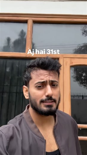 Vish Kumar VK on Instagram: "Party sharty new year? #gym #gymmeme #newyearmemes #31st #31stdecember"