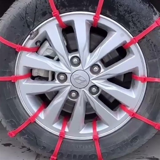 Car Emergency Anti-Slip Chains | Winter Driving Safety | Quick-Install Ice & Snow Tire Grip Enhancer