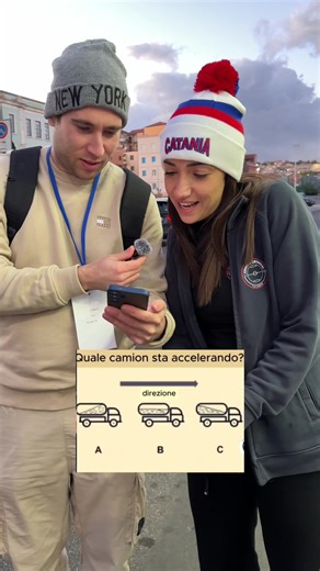 Quale camion sta accelerando?