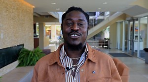 Why UIS Wednesday: Samuel Oluwole, a master’s student from Nigeria studying management information systems, chose #UISedu to gain real-world experience and grow professionally. “Through the GPSI program, I’ve had the privilege of interning at DCFS’s Office of Contract Administration,” he said. “This has given me the chance to contribute to real-world public service in ways I thought I never could." ➡️ Say #YesToUIS! Apply today at uis.edu/apply | University of Illinois Springfield