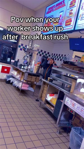 #rush #manager #fyppppppppppppppppppppppp #burgerking #late | Working At Burger King