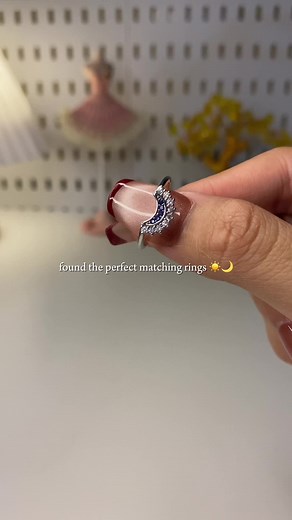 Perfect Matching Rings for Couples: Sun and Moon Design