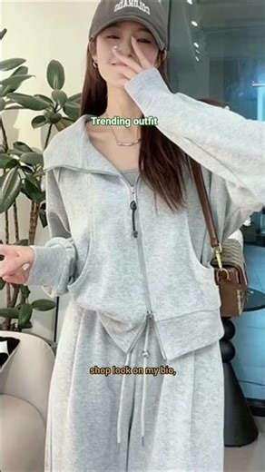 Women’s Oversized Cropped Hooded Tracksuit Set (2-Piece) #fypage #ootd