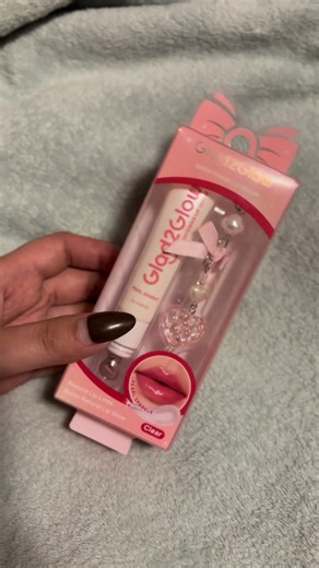 Enhance Your Glow with Tinted Sunscreen and Lip Serum