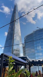 444K views · 2.9K reactions | From hidden pub terraces to sky-high spots, London’s rooftop bar scene is unrivalled. This summer, head for the heights and enjoy epic views of the city skyline. Here’s five open-air bars you need to visit  London Bridge Rooftop Franks Cafe Roof East Skylight Queen Of Hoxton ⁠Cheers to that壟 For our full guide to must-visit London rooftops https://bit.ly/3IQdx9F #LetsDoLondon #VisitLondon | Visit London | Facebook