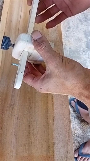 Cara menggunakan alat penggaris kayu #shorts #woodworking #diy