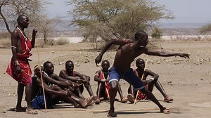 26K views · 33K reactions | Improvisation dance, base movement Maasai undulation at Magadi - Kenya. #improvisation #maasaijump #maasai #africandance #modernafricandance #maasaidance #dancemaking #improvisationdance #travel #contemporarydance | Fernando Anuang'a | Facebook