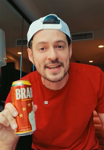 Tão sabendo? A Brahma simplesmente cravou a maior promessa de todos os tempos pelo Hexa: se der Brasil Campeão da Copa do Mundo, é Brahma na faixa para a festa. Agora é a nossa vez de chamar a responsabilidade. Vamos reforçar a torcida e mandar aquele TÁ LIBERADO ACREDITAR nos comentários. Bora? 🤞 #publi @brahmacervejaoficial #TáLiberadoAcreditar #BebaComModeração #2026convocados