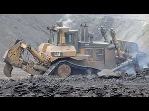 New Cat D11T Dozer Ripping And Pushing