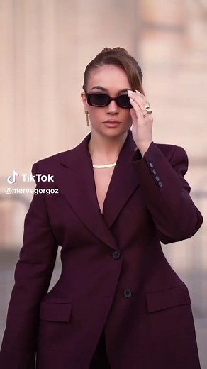 Burgundy Suit Styling for Elegant Women