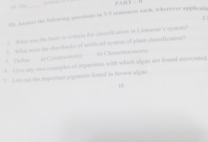What was the basis or criteria for classification in Linnaeus's... | Filo