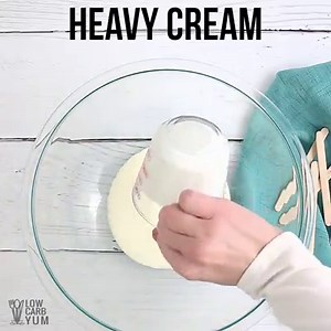 5.8M views | It's so easy to make your own low-carb ice cream bars if you have the molds! RECIPE HERE: https://lowcarbyum.com/chocolate-peanut-butter-ice-cream-bars/ | Best Low Carb LCHF Keto Recipes | Facebook