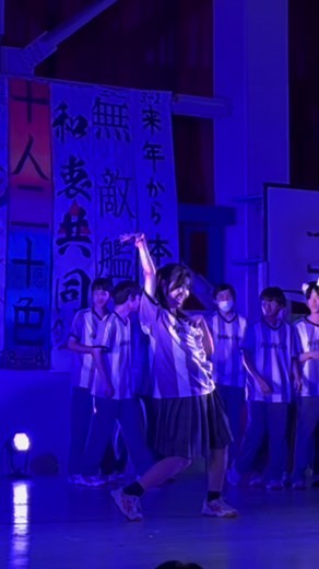 文化祭のダンスで盛り上がる！