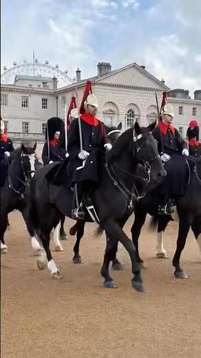 The King’s Life Guard in Motion 🐎🇬🇧 #shorts