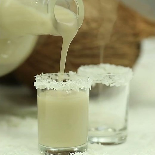 Licor de coco / Coconut liqueur
