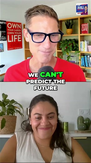 Humans vs Robots: Who's in Charge in the Future Workplace?