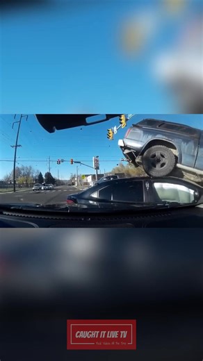 182K views · 3.9K reactions | Driver tries running light and causes 3 collisions. . . . #drivingfails #road #roadtrip #car #cars #travel #trending #cctv #caughtoncamera #scary #fails #speeding #travelingram #traveling #carcrash #crashcam #speeding #streetracing #accident #driving #road #roadtrip | Caught It Live TV | Facebook