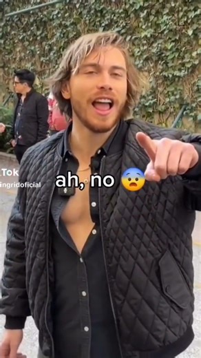 FROM THIS: 😈 TO THIS: 😍 || #aldotdenigris #aaronmercury #aldron #humor #friends