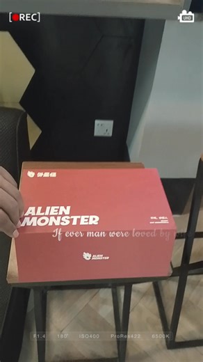 🧤 Alien Monster Hand Gloves স্টাইল প্রটেকশন = একসাথে ✨🔥 Riders দের জন্য আবারও হাজির আমাদের Alien Monster Hand Gloves! দীর্ঘক্ষণ রাইডে আরামদায়ক, Grip Strong, আর Look—একেবারে Rider Vibes! 😎🏍️ ✅ Features: • Palm এ Anti-Slip Grip • Knuckle Protective Shield • Breathable & Comfortable Fabric • Bike Control আরও Stable • Daily Ride / Touring – Both Perfect! 💯 যারা স্টাইল এবং Safety দুটোই গুরুত্ব দেন— তাদের জন্য Alien Monster Glove Best Choice! 🖤🔥 📍 Showroom Address: Shop:01, House:02, Road:01 