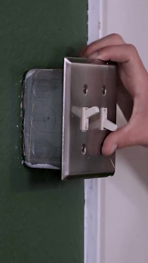 22K views · 182 reactions | How many twinks does it take to screw in a light bulb? @yourfatherswetdream @dra #companion #sexymenkevonx #gay #lgbt #fyp | Jordanxb | Facebook