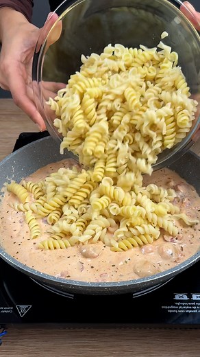 This pasta recipe is going to surprise you — super easy and delicious! | Yum Yummy