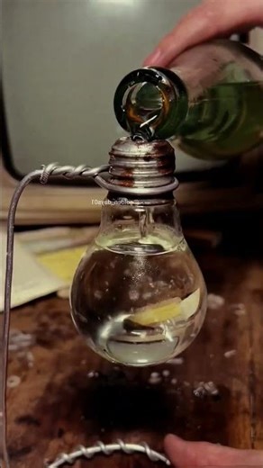 How to Make a Table Lamp Using a Old Light Bulb #zynofact