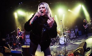 Linkin Park: entenda a polêmica da nova vocalista com a Cientologia | CNN Brasil