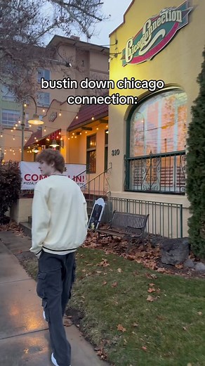 Chicago Connection Food Review | Absolute Gas Pack