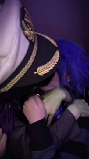 mwah mwah 2d: @✩♬ ₊˚.SAL⋆☾⋆⁺₊✧ #2doc #murdocgorillaz #gorillaz #2dgorillaz #murdocniccals