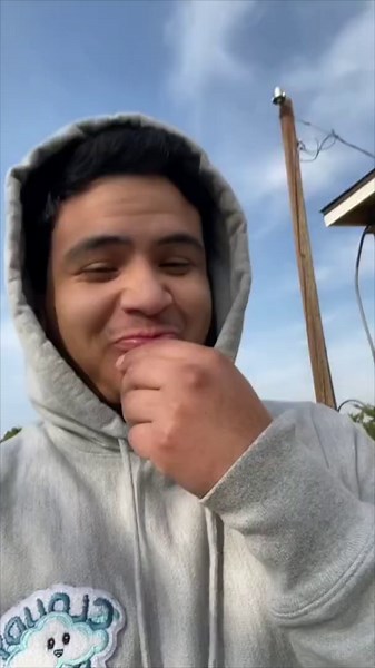 Laser vs. 1000 Balloons – The ULTIMATE Showdown!