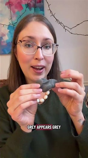 Learning colors through song and interactive play #preschoolmom #learningcolors #interactivesongs