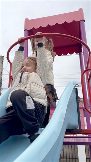 49K views · 1.6K reactions | Azi am fost in vizita la gradinita unde am petrecut aproape 3 ani… Nostalgie!珞✌ | Bella Victoria Margot | Facebook