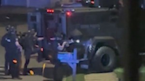 Cobb County SWAT stand-off in connection with armed robbery