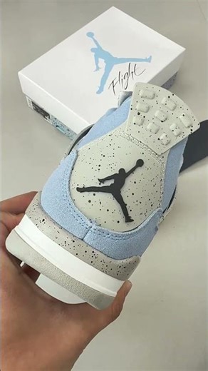 Air Jordan 4 University Blue UNC CT8527 400
