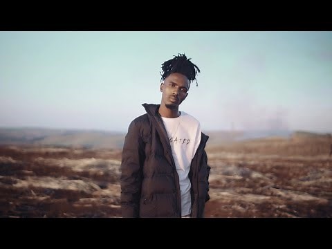 MusiholiQ - Complicated 💔 (Official Music Video)