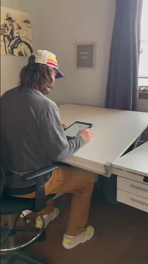 Graphix eLift Drafting Table