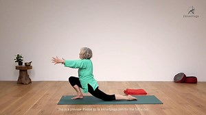 Join Lyn Core for two variations on the salutation to the moon, one from kneeling and the other from standing. Lovely to practise in the evening. For the full class, visit: www.ekhartyoga.com/classes/chandra-namaskar-evening-flow | YogaEasy