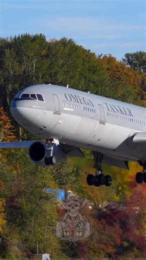 @dfwspotter on Instagram: "Omega Tanker DC-10 Landing At Boeing Field Omega Aerial Refueling Services McDonnell Douglas DC-10-30CF N264DE KBFI - KBFI 10/21/25 #omega #omegatanker #omegaaerialrefuelingservices #dc10 #mcdonnelldouglas #aviation #aviationlovers #aviationphotography #reels #pilot #landing #airplane #airport @omegaairrefueling @kingcountyairport @modernaviationinc"