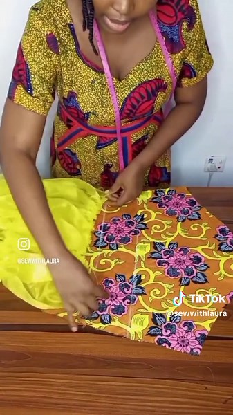 Dear creative, there are different methods in achieving a double puff sleeve and this is one method. I used an organza but you can use something thicker if you don't want the sleeve base to be visible Full video on my YouTube channel click the link on my bio to watch Feel free to ask any questions 👇 . . . . . . . . . . #asoebiinspiration #asiebibella #asoebistyles #sewingtutorialsforbeginners #fashionschoolonline #fashionstyleblogs
